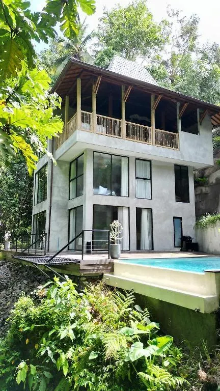 Bamboolina Art Villa Ubud  Indonesia
