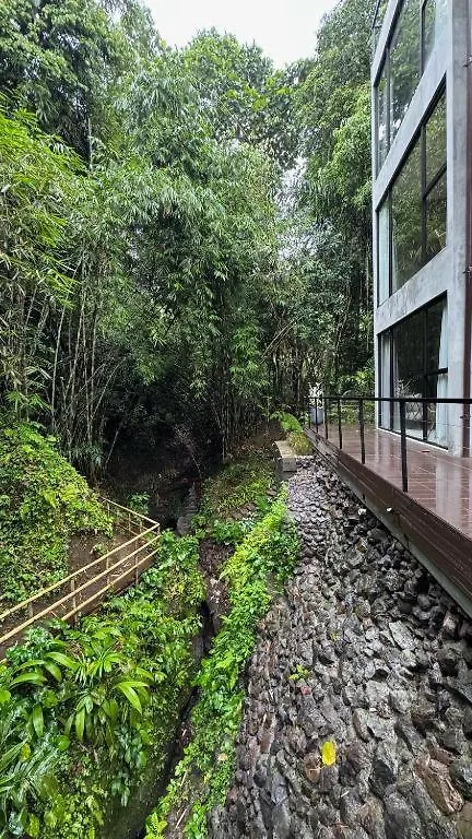 Bamboolina Art Villa Ubud  Ubud (Bali)